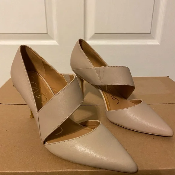 Calvin klein ginostra pump sales